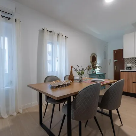 Apartment Gonzalez Cordoba